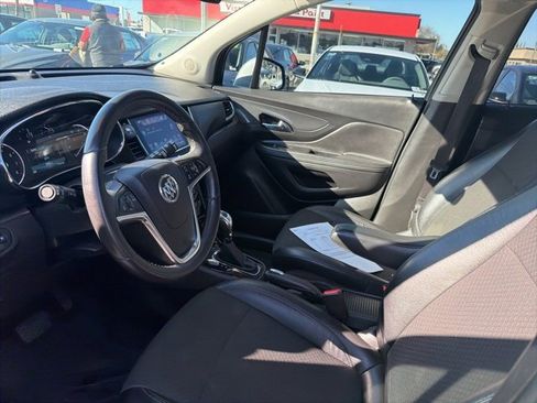 Used 2017 Buick Encore Preferred image 9