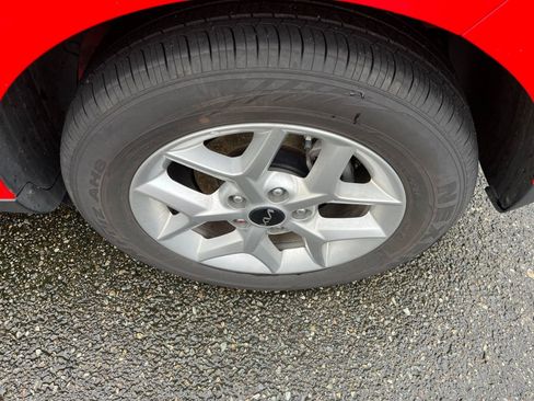 Used 2025 Kia Soul LX w/ LX Technology Package image 30