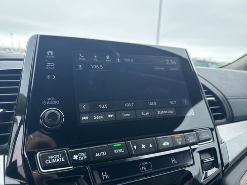 Used 2018 Honda Odyssey EX-L image 20