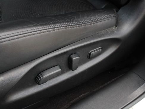 Used 2015 INFINITI Q70 3.7 RWD image 3