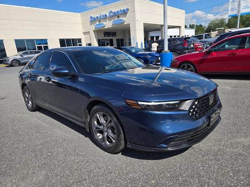 Certified 2024 Honda Accord EX image 3