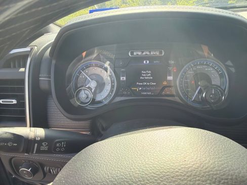 Used 2019 RAM 1500 Limited RWD image 2