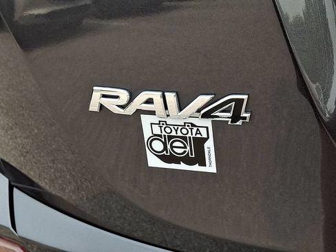 Certified 2018 Toyota RAV4 XLE AWD/4WD image 30