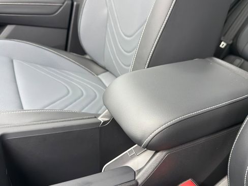 New 2026 Volkswagen Tiguan SE R-Line image 23