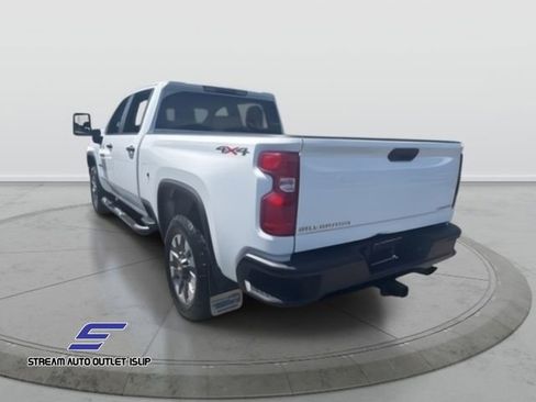 Used 2022 Chevrolet Silverado 2500 Custom w/ Snow Plow Prep/Camper Package image 6