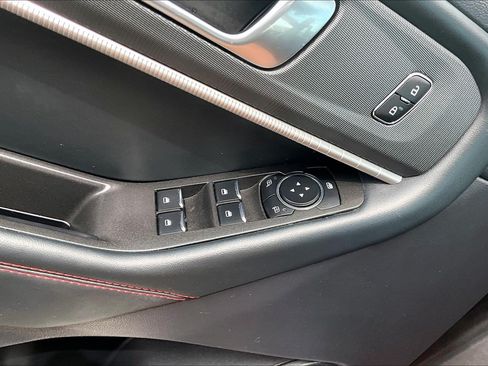 Used 2025 Ford Explorer ST-Line AWD/4WD image 38