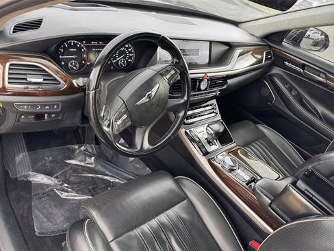Used 2018 Genesis G90 3.3T Premium image 18