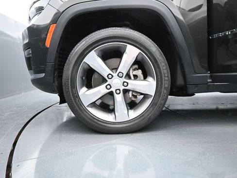 Used 2022 Jeep Grand Cherokee L Limited AWD/4WD image 34