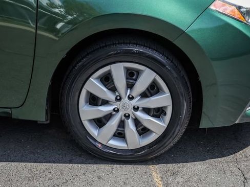 Used 2015 Toyota Corolla LE FWD image 7