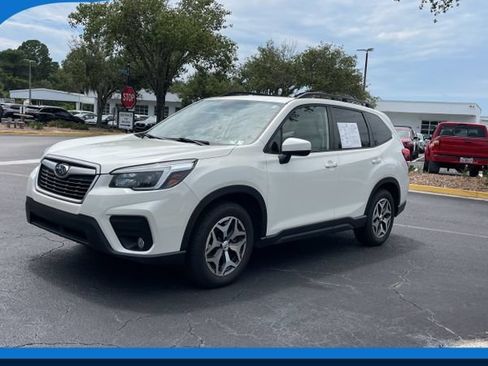 Used 2021 Subaru Forester Premium AWD/4WD image 1
