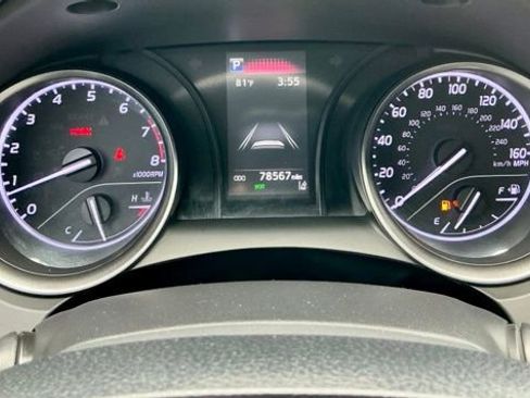 Used 2022 Toyota Camry SE FWD image 21