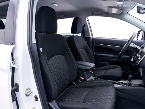Used 2020 Mitsubishi Outlander Sport ES AWD/4WD image 31