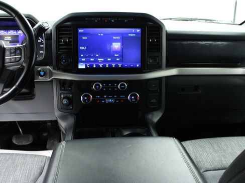 Used 2021 Ford F150 XLT w/ Equipment Group 302A High image 18