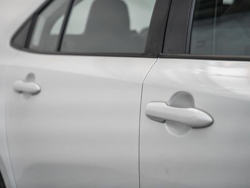 Certified 2025 Toyota Corolla SE FWD image 15