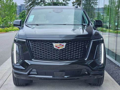 New 2026 Cadillac Escalade Platinum Sport AWD/4WD image 8