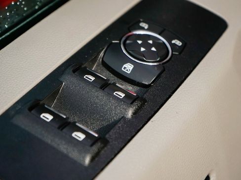 Used 2020 Ford F250 XLT w/ FX4 Off-Road Package image 17