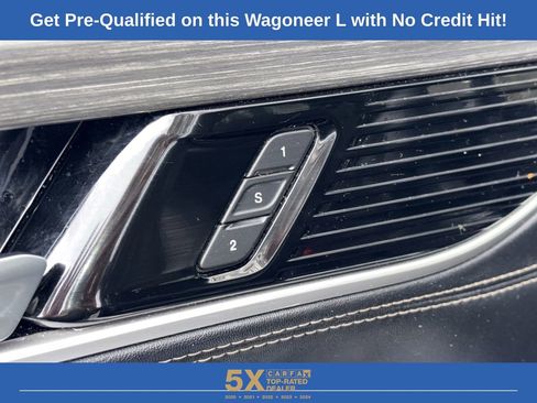Used 2024 Jeep Wagoneer L Series II image 21