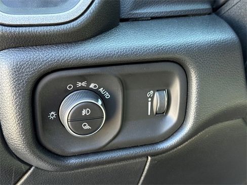 New 2026 RAM 3500 Tradesman w/ Chrome Appearance Group image 19