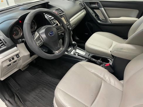 Used 2015 Subaru Forester 2.5i Limited AWD/4WD image 18