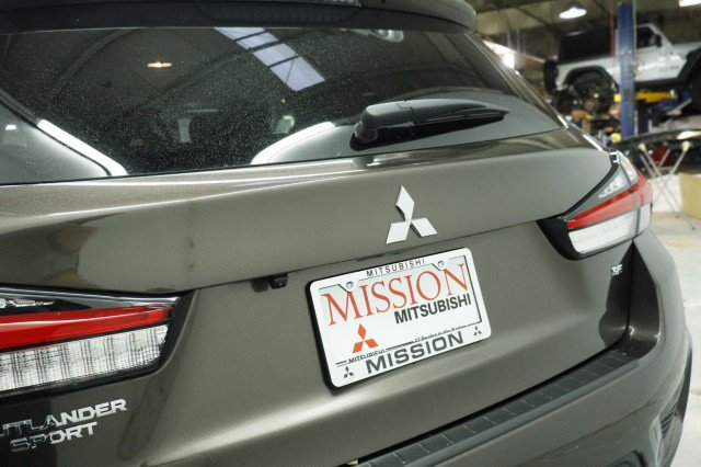 New 2027 Mitsubishi Outlander Sport SE FWD image 4