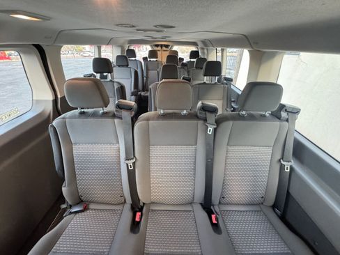 Used 2024 Ford Transit 350 XLT image 37