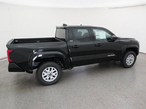 New 2026 Toyota Tacoma SR5 image 14