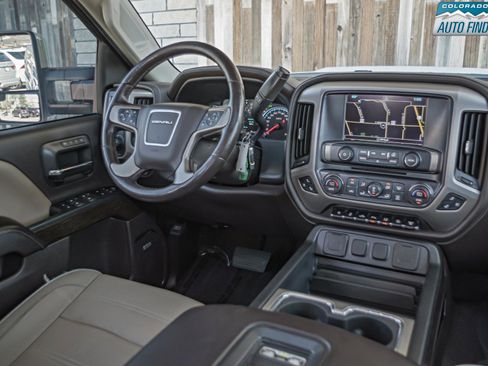 Used 2018 GMC Sierra 2500 Denali w/ Duramax Plus Package image 16