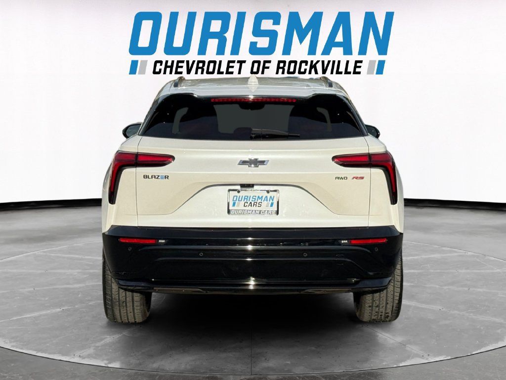 Used 2024 Chevrolet Blazer EV RS AWD/4WD image 5