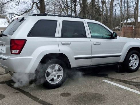 Used 2007 Jeep Grand Cherokee Laredo image 8