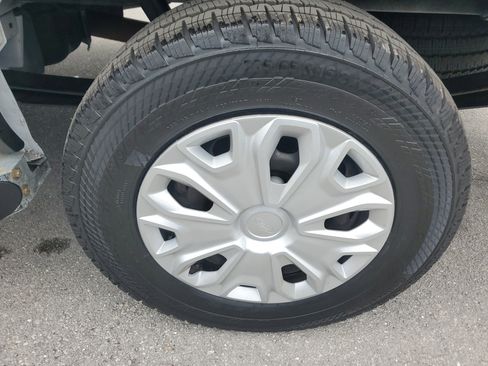 Used 2024 Ford Transit 250 Low Roof w/ Exterior Upgrade Package image 9