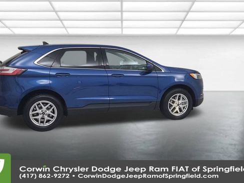 Used 2023 Ford Edge SEL image 16