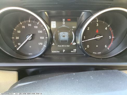 Used 2017 Land Rover Range Rover Sport SE image 8