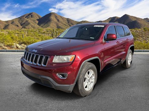 Used 2016 Jeep Grand Cherokee Laredo RWD image 2