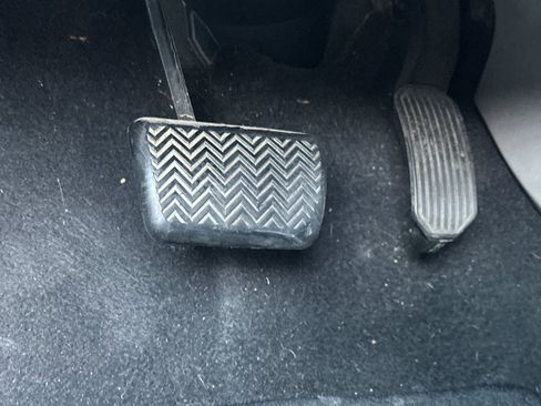 Used 2012 Toyota Corolla L image 39