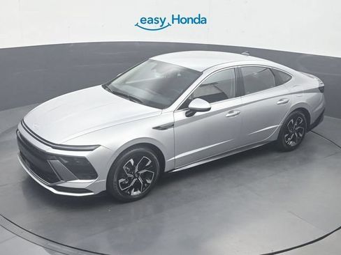 Used 2025 Hyundai Sonata SEL FWD image 21