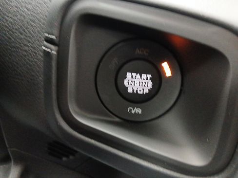 New 2025 Jeep Gladiator Sport image 37