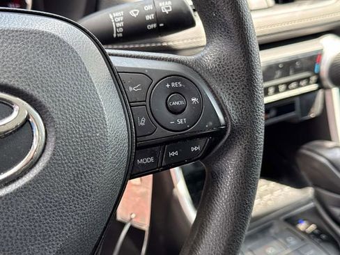 Used 2023 Toyota RAV4 LE FWD image 26