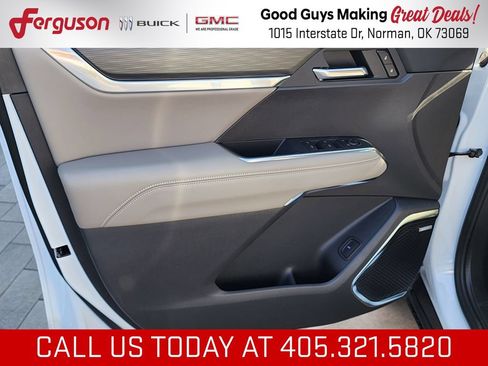 New 2027 GMC Acadia Elevation FWD image 13