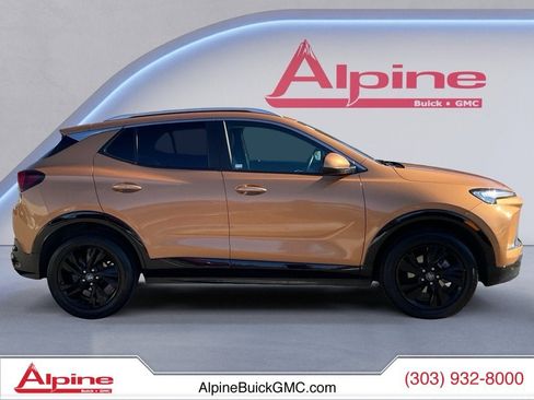 Used 2024 Buick Encore GX Sport Touring image 6