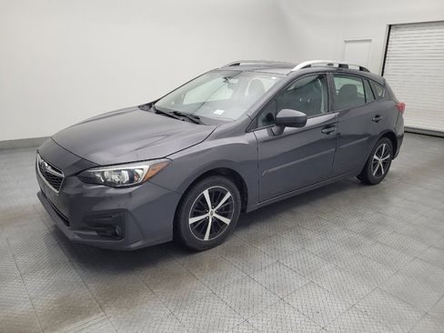 Used 2019 Subaru Impreza 2.0i Premium image 2
