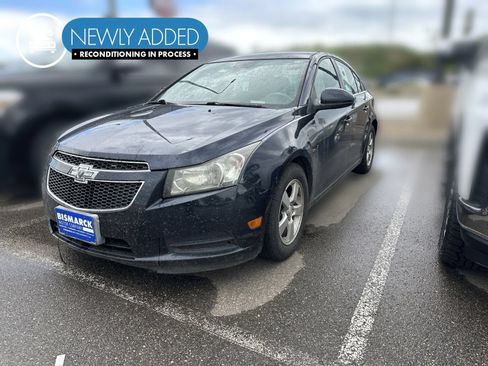 Used 2014 Chevrolet Cruze LT FWD image 1