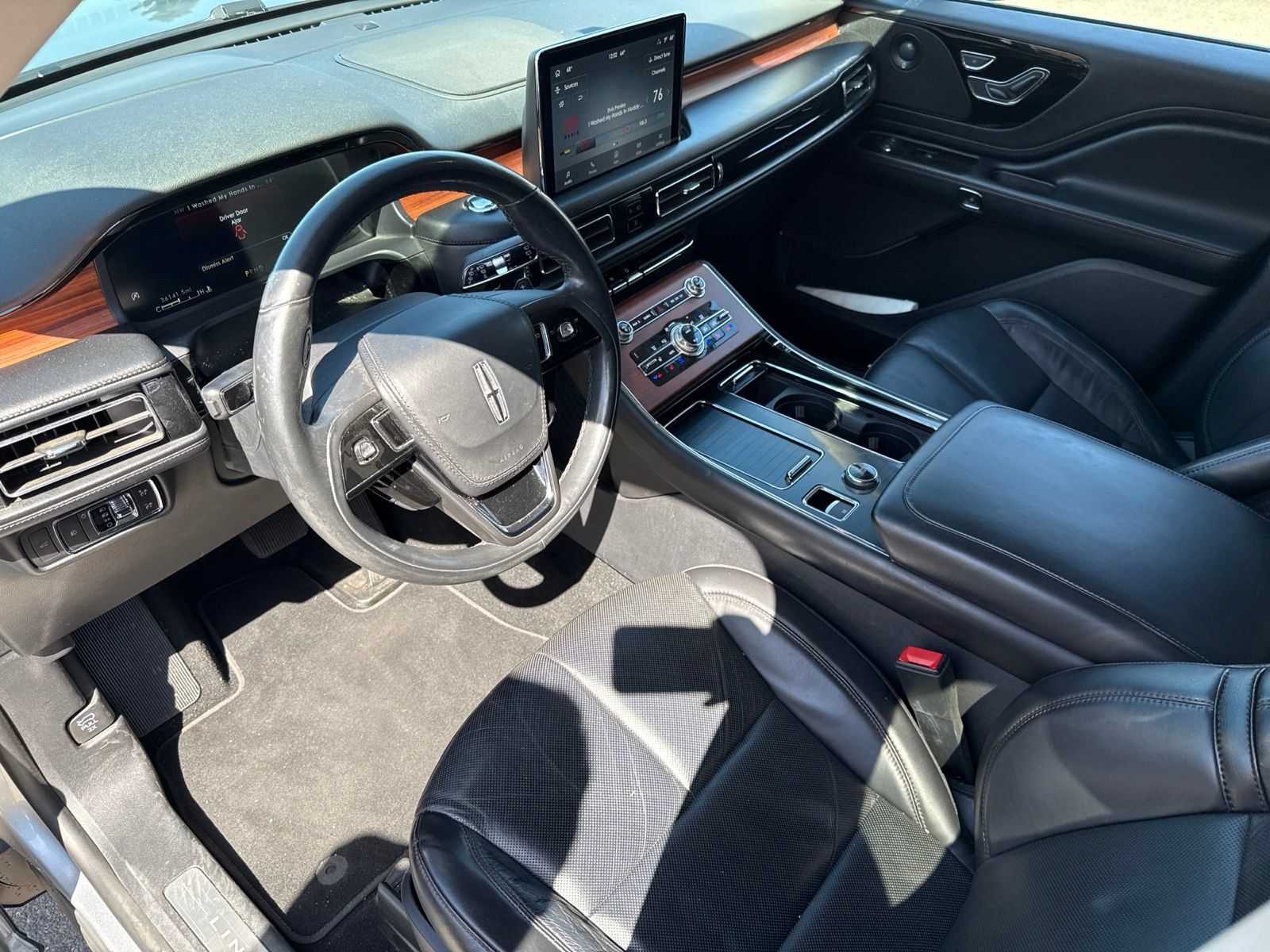 Used 2020 Lincoln Aviator Reserve w/ Equipment Group 201A AWD/4WD image 13