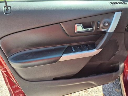 Used 2013 Ford Edge SEL AWD/4WD image 12