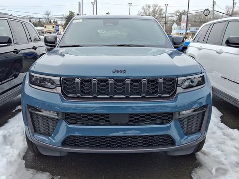 New 2026 Jeep Grand Cherokee Limited image 2