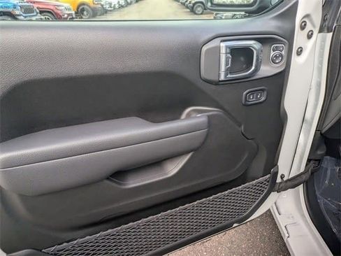 New 2026 Jeep Gladiator Sport image 15