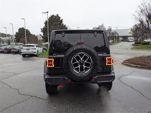 Used 2026 Jeep Wrangler Unlimited Rubicon w/ Technology Group image 6