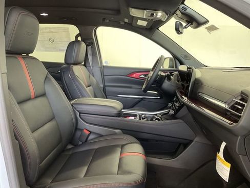 New 2026 Chevrolet Traverse RS image 26