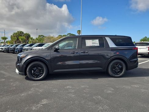 New 2026 Kia Carnival FWD image 5