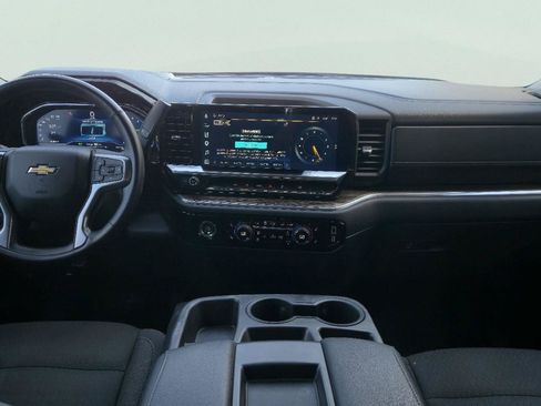 Used 2023 Chevrolet Silverado 1500 LT RWD image 19