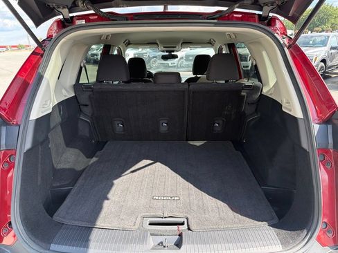 Used 2023 Nissan Rogue S AWD/4WD image 17